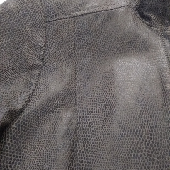 Distressed cracked leather croc finish moto biker jacket - Picture 7 of 7
